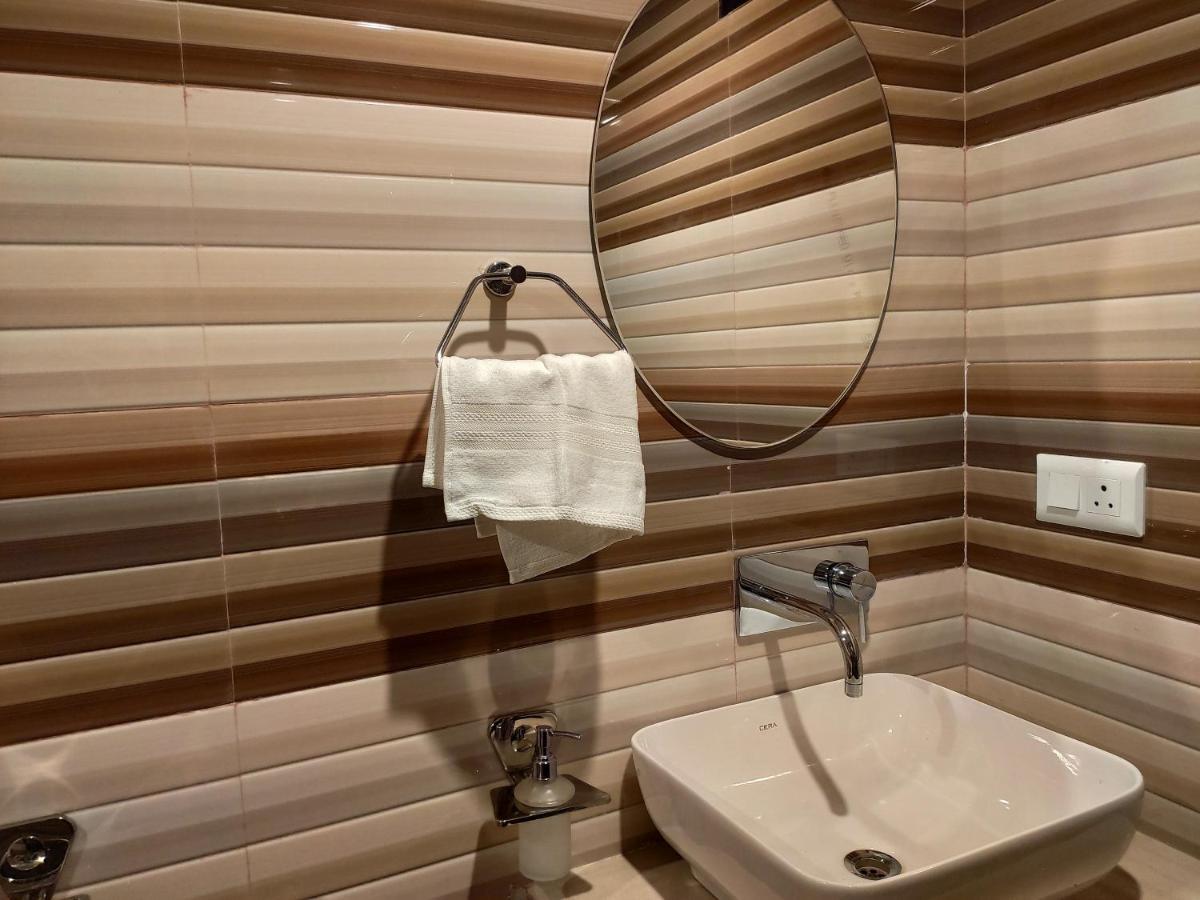 מלון בודהגאיה Royal View Residency מראה חיצוני תמונה