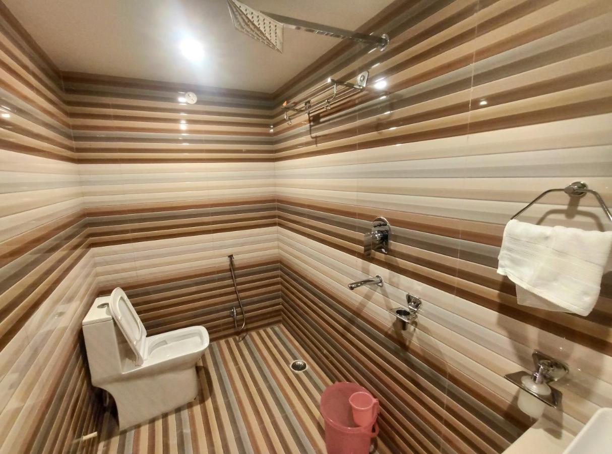 מלון בודהגאיה Royal View Residency מראה חיצוני תמונה
