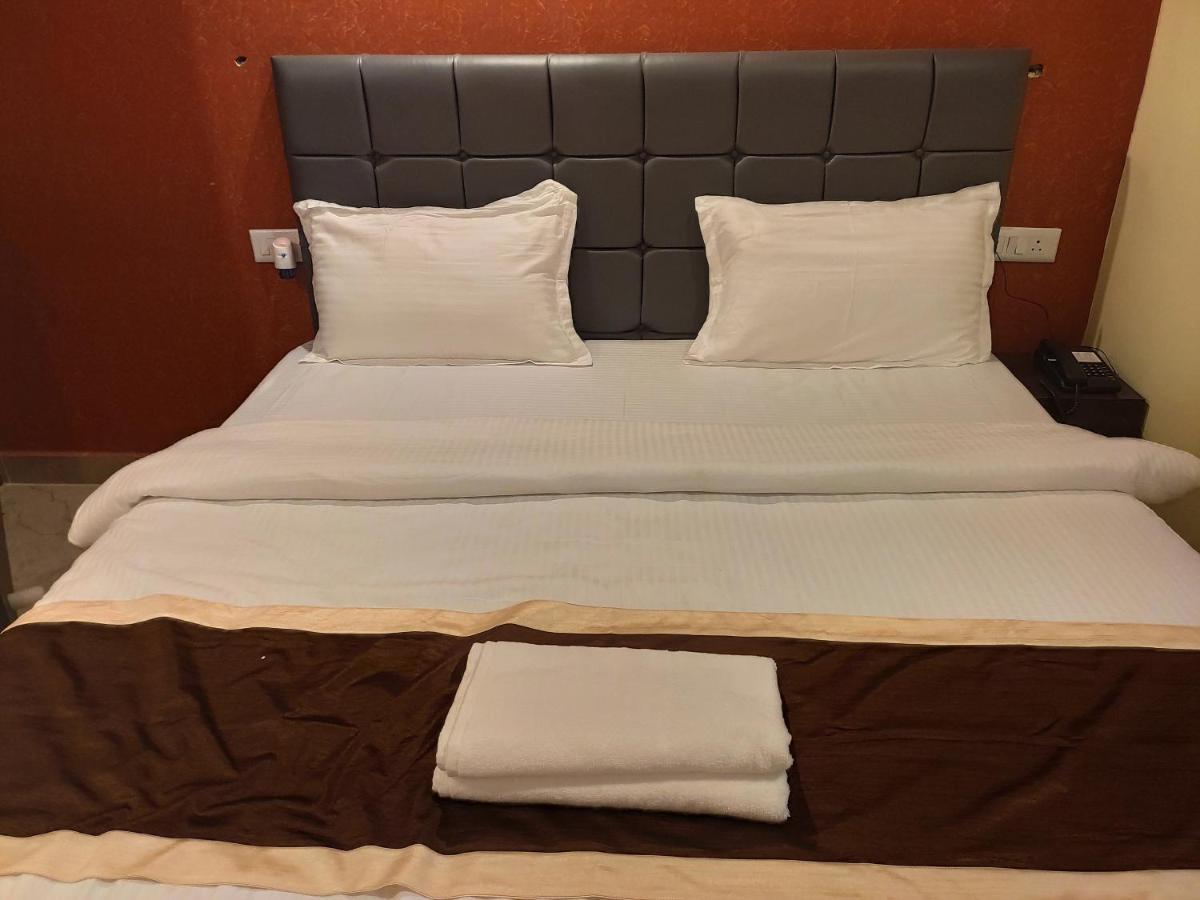 מלון בודהגאיה Royal View Residency מראה חיצוני תמונה